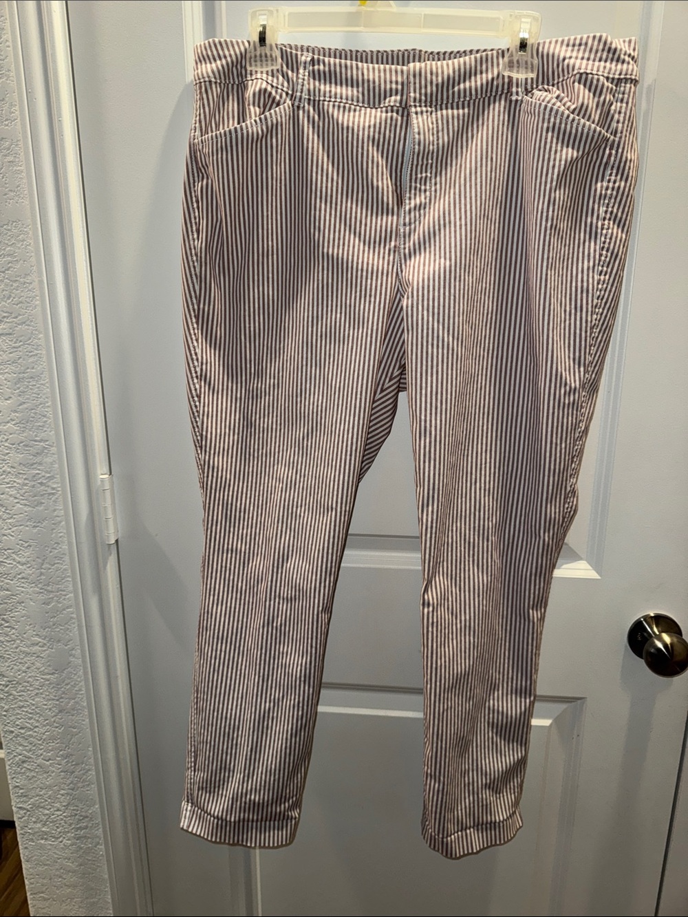 Old Navy Red & White Stripe Pixie Pants Sz 16 in EUC